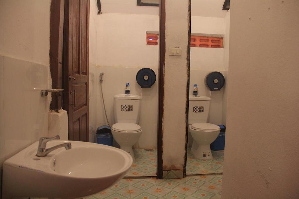 Lpq Backpackers Hostel Luang Prabang Chambre photo