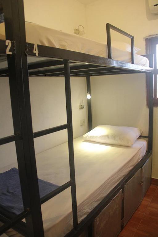 Lpq Backpackers Hostel Luang Prabang Chambre photo
