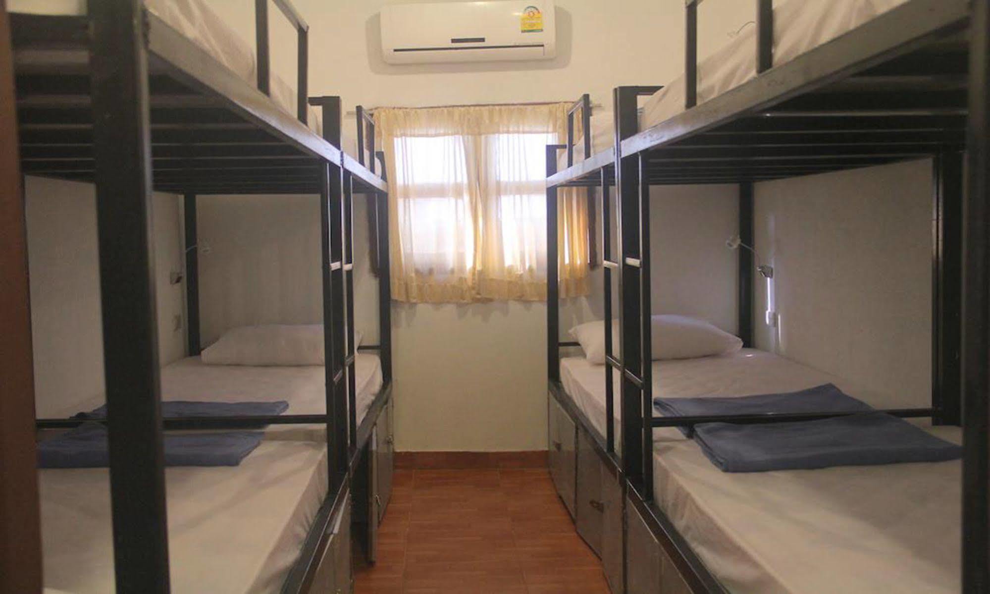 Lpq Backpackers Hostel Luang Prabang Extérieur photo