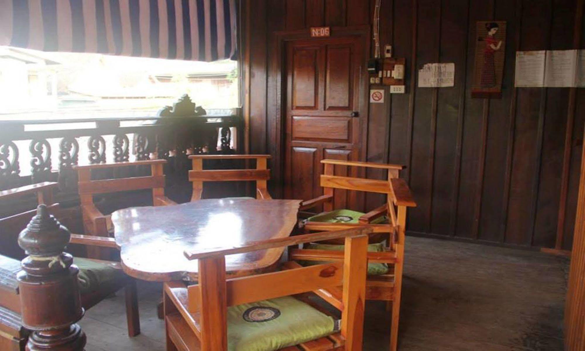Lpq Backpackers Hostel Luang Prabang Extérieur photo
